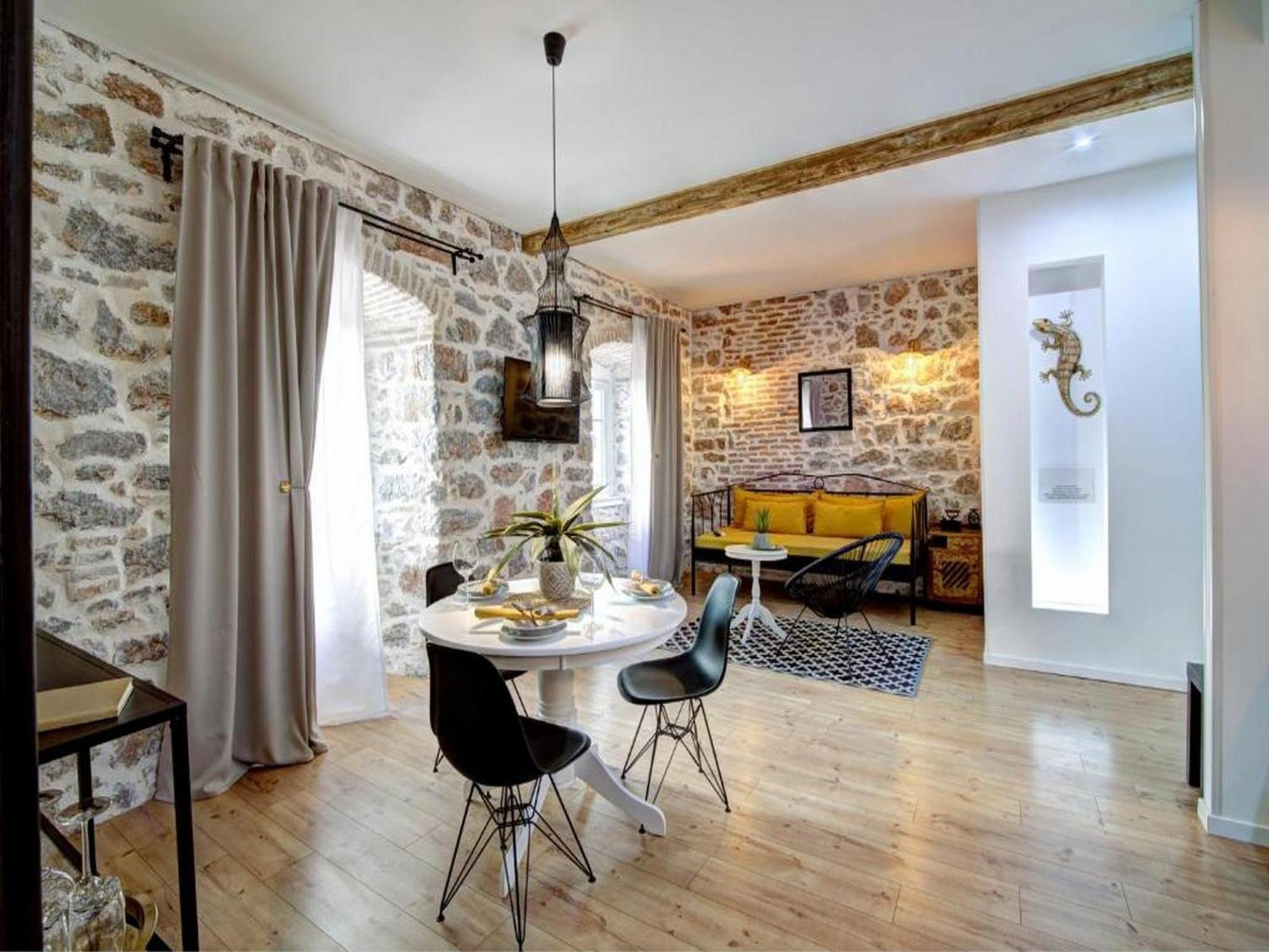 Hotel History House Moja Ti 1830 In Old Town Senj Senj  Zimmer foto
